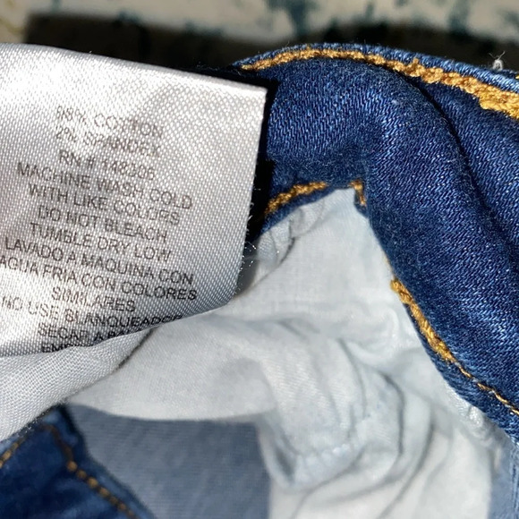 Blue Age jeans distressed juniors size 11 - Picture 6 of 8